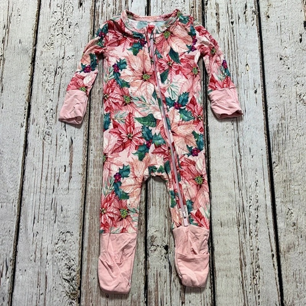 Posh Peanut Baby Girls Floral Poinsettia Long Sleeve Footie Pajamas 0-3m